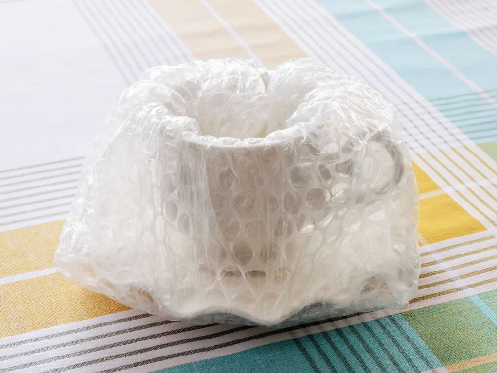  A teacup in wrapping