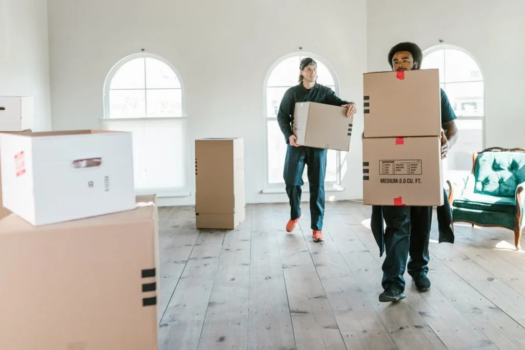 Strong professional movers
